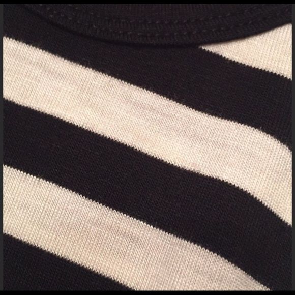 Black and white striped knit maxi dress - Picture 2 of 3